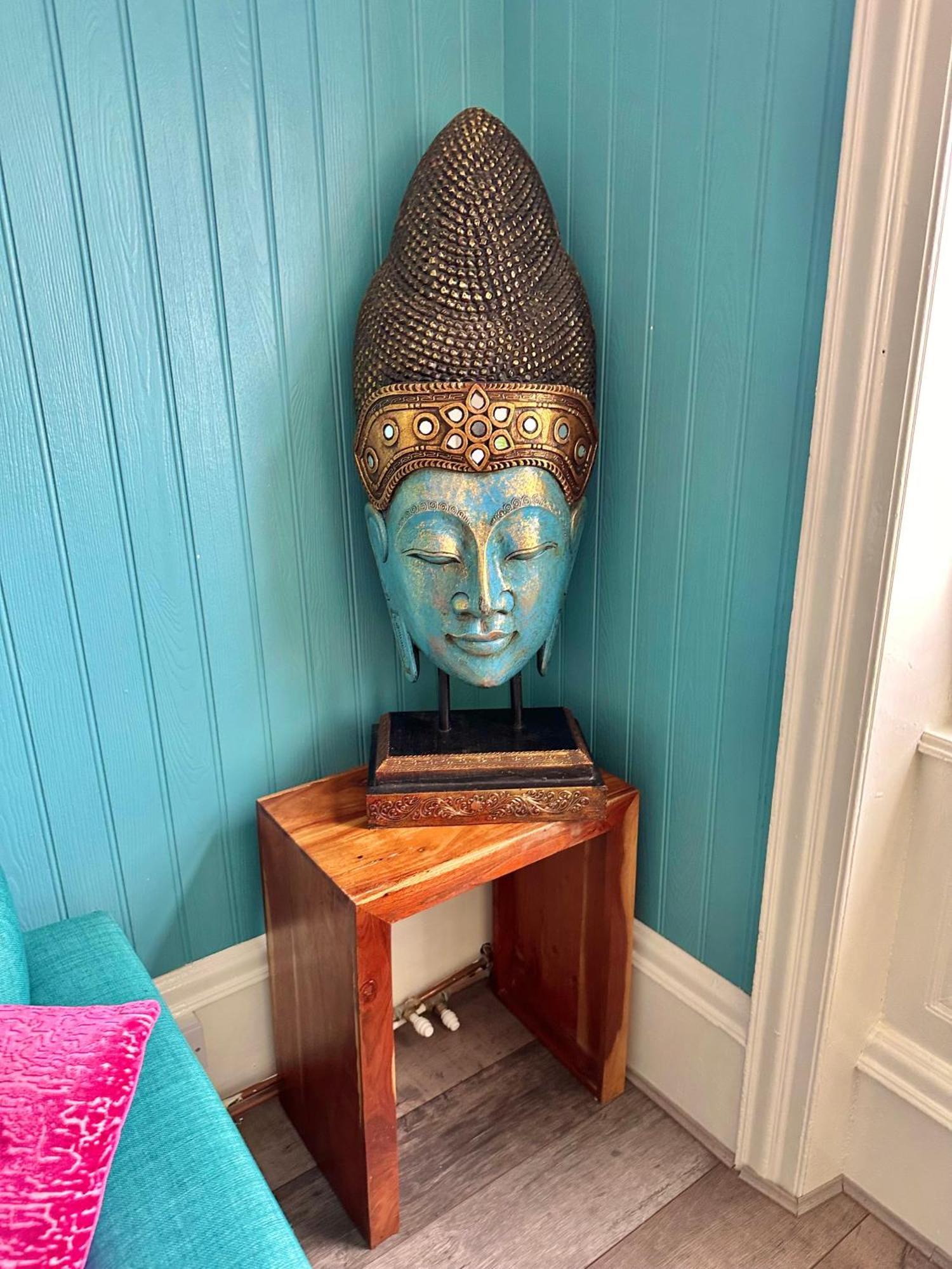 Blue Buddha Lemur Lodge: Beachside Retreat With Kitchen Motel *