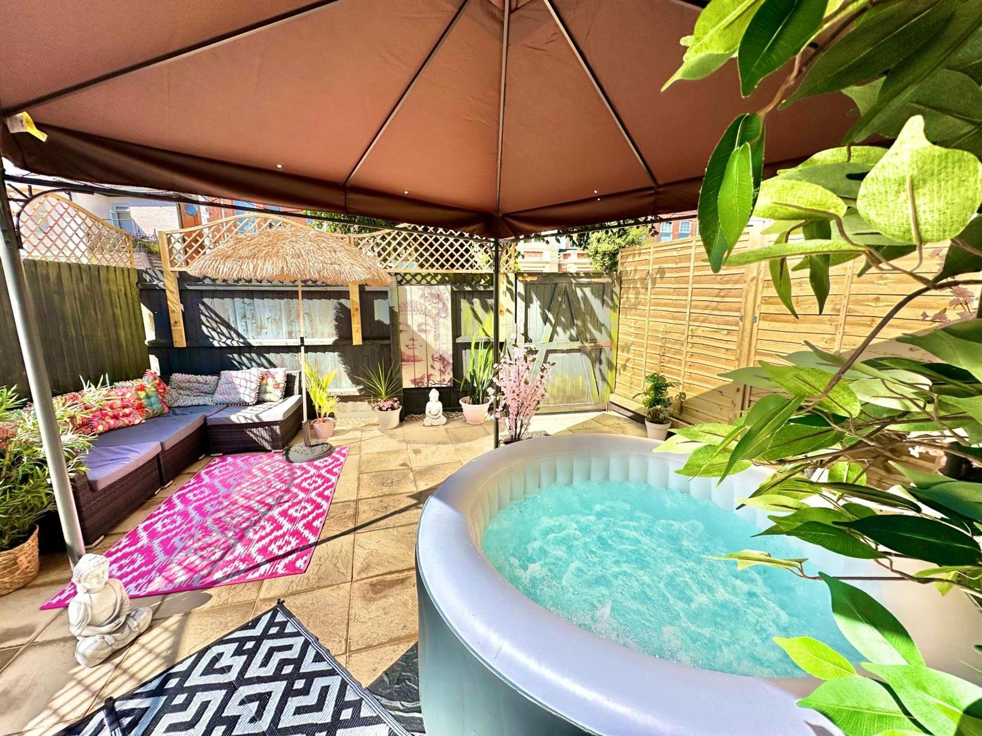 Motel Blue Buddha Lemur Lodge: Beachside Retreat With Kitchen